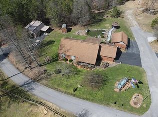 11 Drury Ln, Somerset, KY 42501
