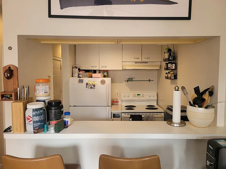 10 Isabella St #3 — Photo 7