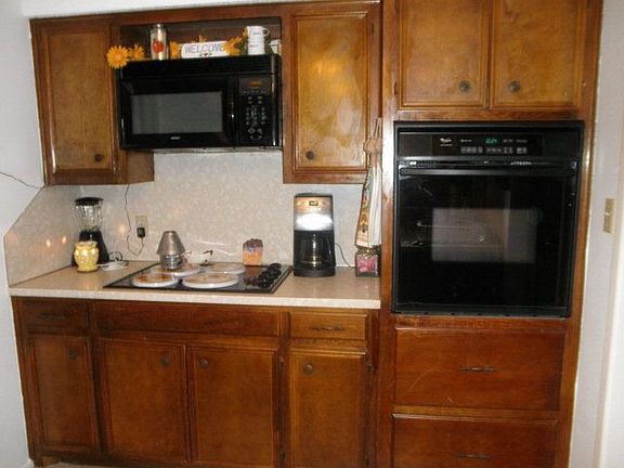 5th image of 2351 N Rebecca Ave