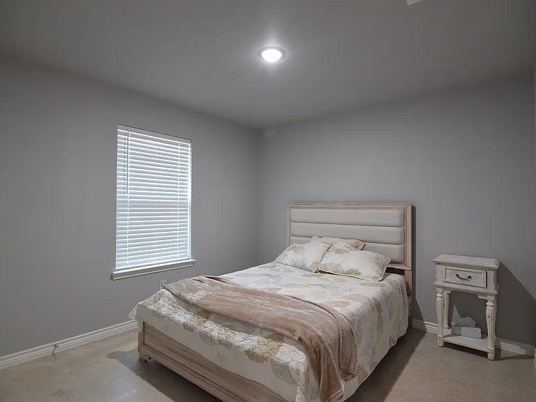 1464 Dryden Ave — Photo 11