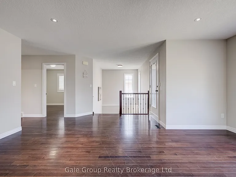 151 Norwich Ave — Photo 19