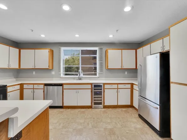 1152 Pear Tree Lane, Napa, CA 94558