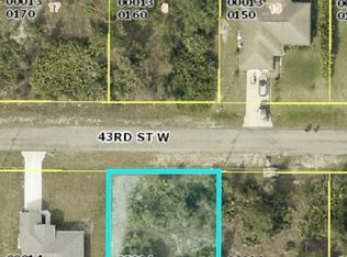 2911 43rd St W, Lehigh Acres, FL 33971