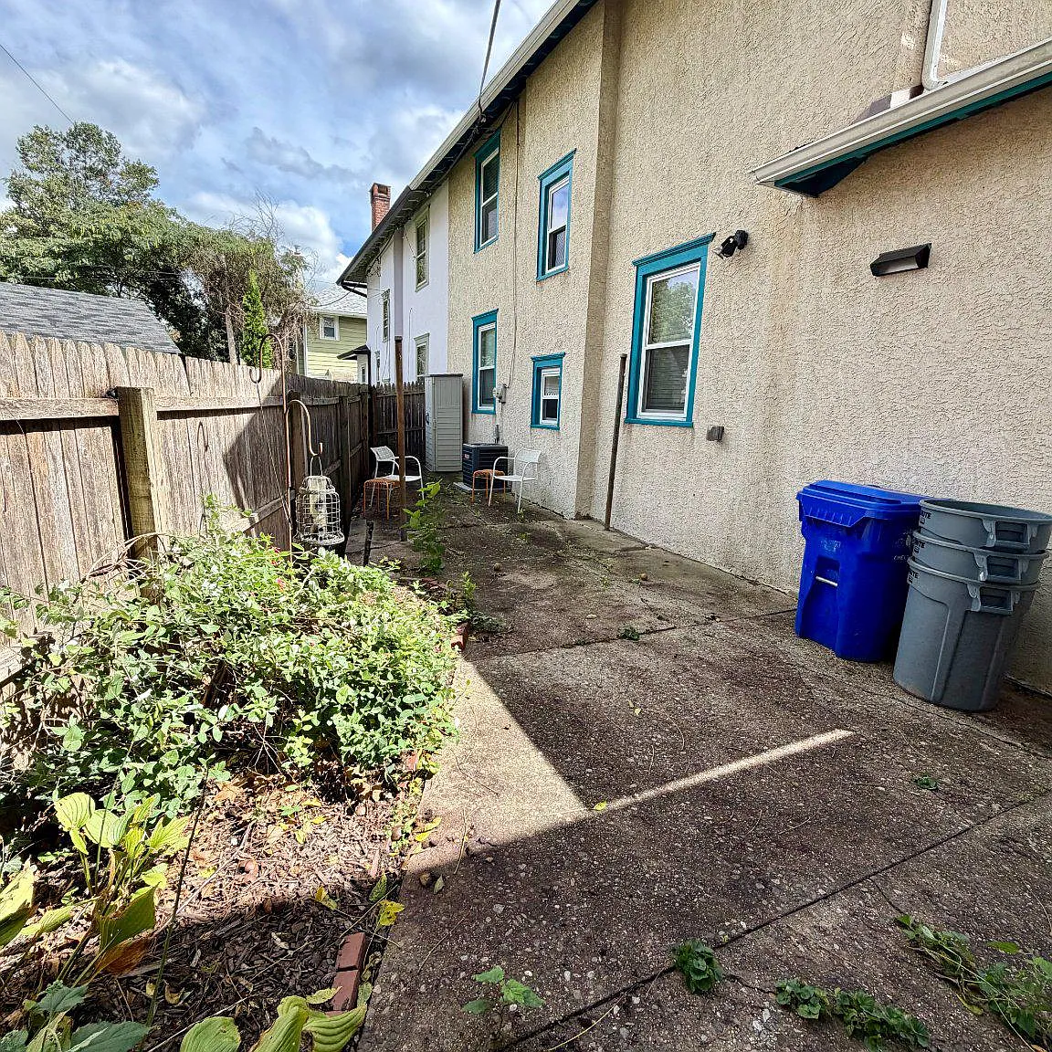 2 bed, 1.0 bath, 871 sqft, $2,000 — Photo 3