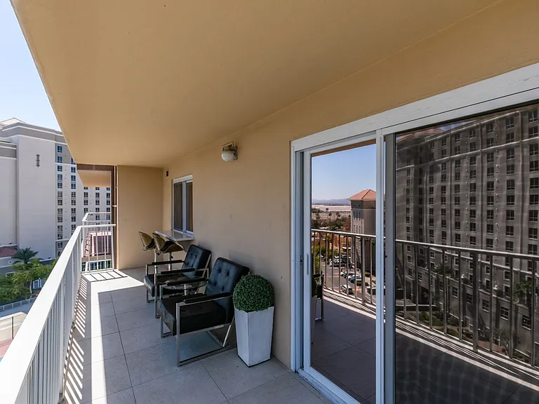 205 E Harmon Ave #1012 — Photo 42