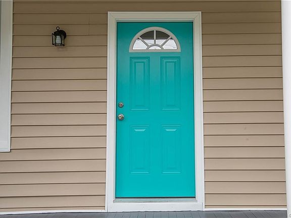 2nd image of 2119 Dinwiddie Ave