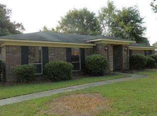 8281 Healy Dr, Mobile, AL 36695