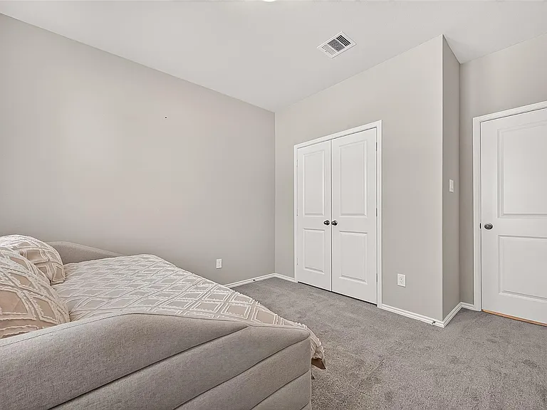 410 Mercury Sky Rd — Photo 31
