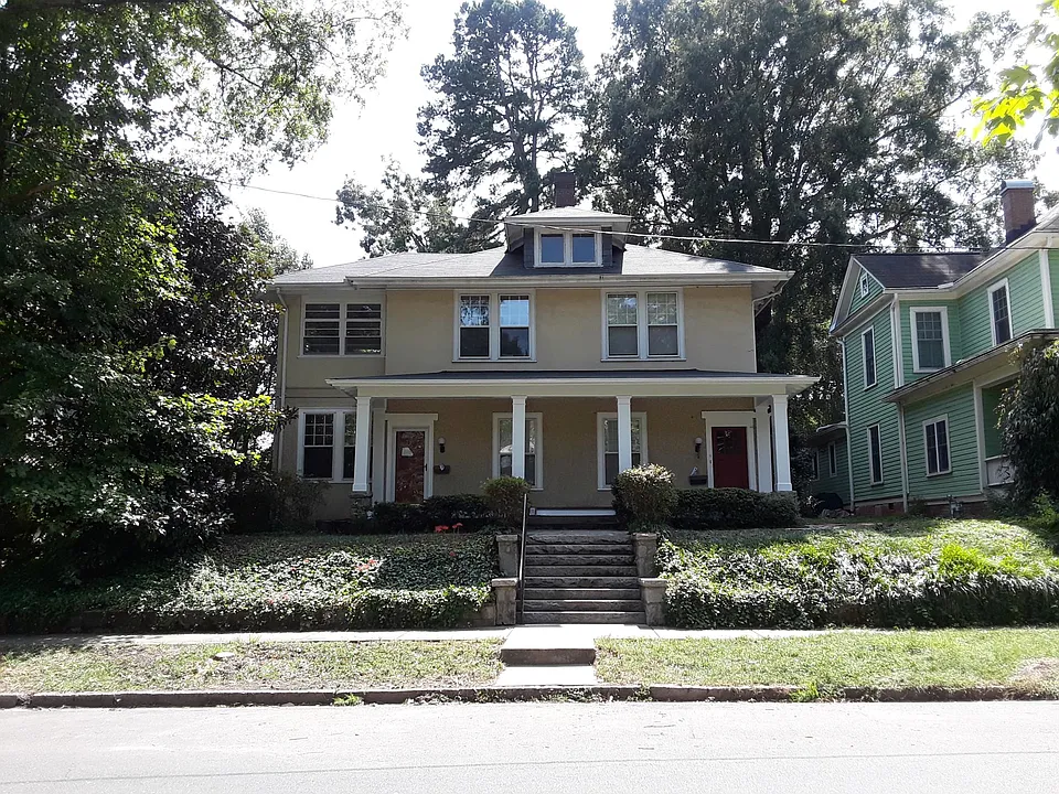 1019 Gloria Ave