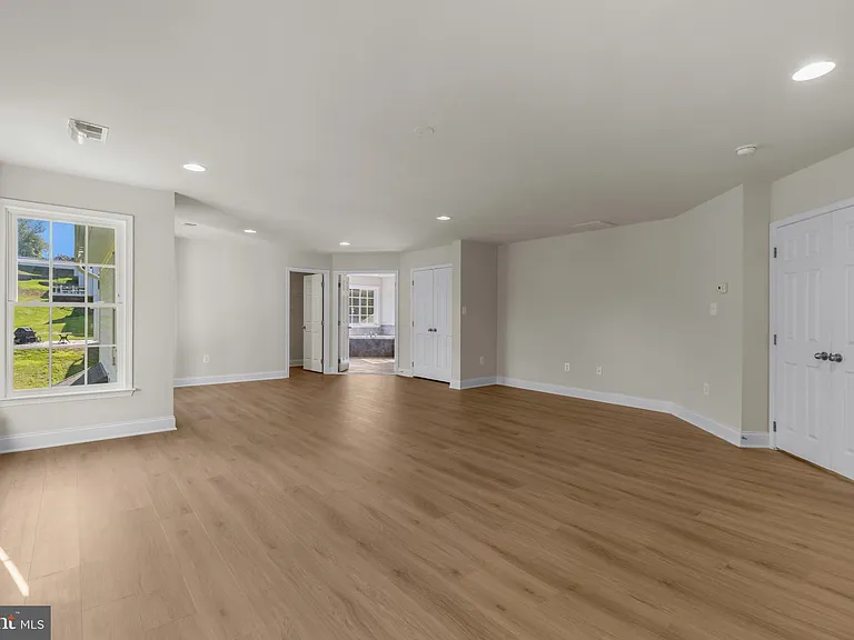 9724 Centennial Meadows Ln — Photo 15