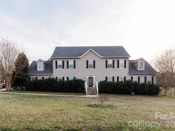 3237 Evondale Rd, Crouse, NC 28033