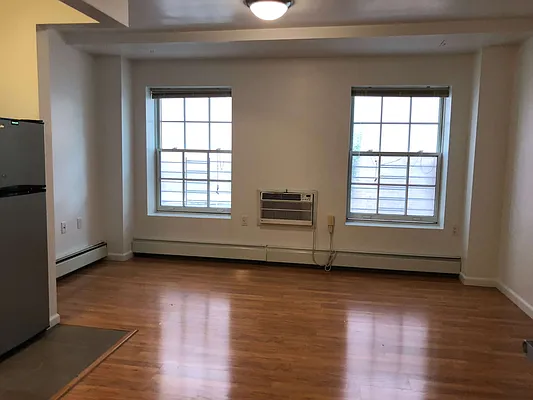 Rented by Furumoto Realty of New York City Inc | media 24