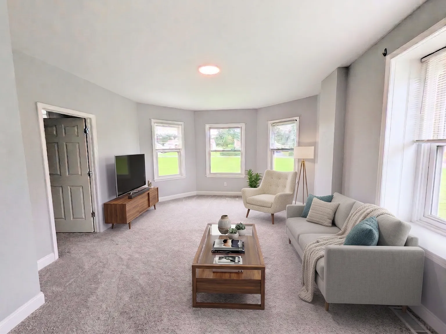 1 bed, 659 sqft, $1,350 — Photo 1