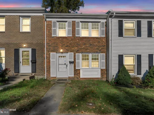 16612 Fern Pl, Woodbridge, VA 22191