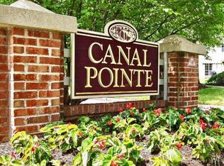 202 Salem Ct APT 11, Princeton, NJ 08540