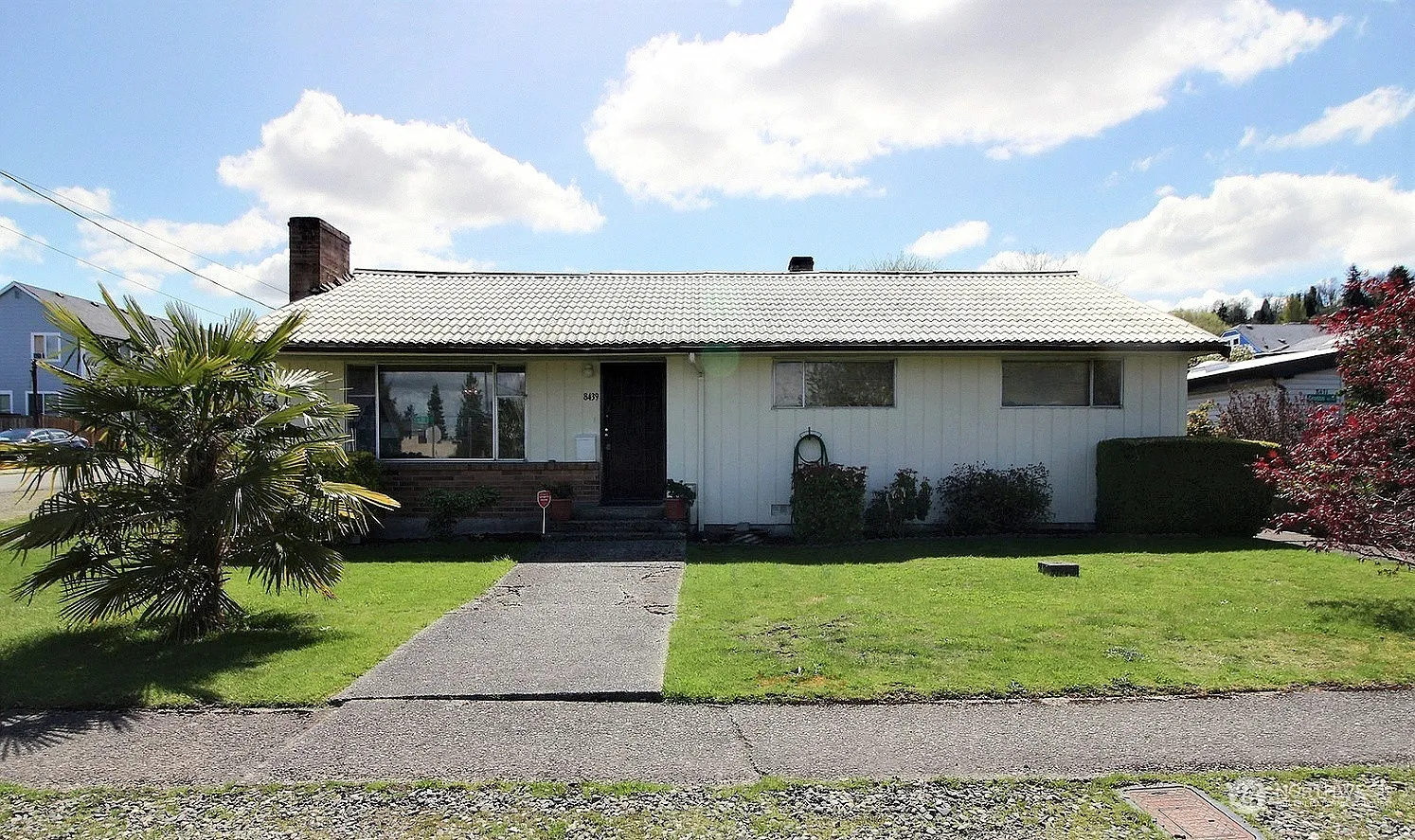 8439 S 117th Place photo 1
