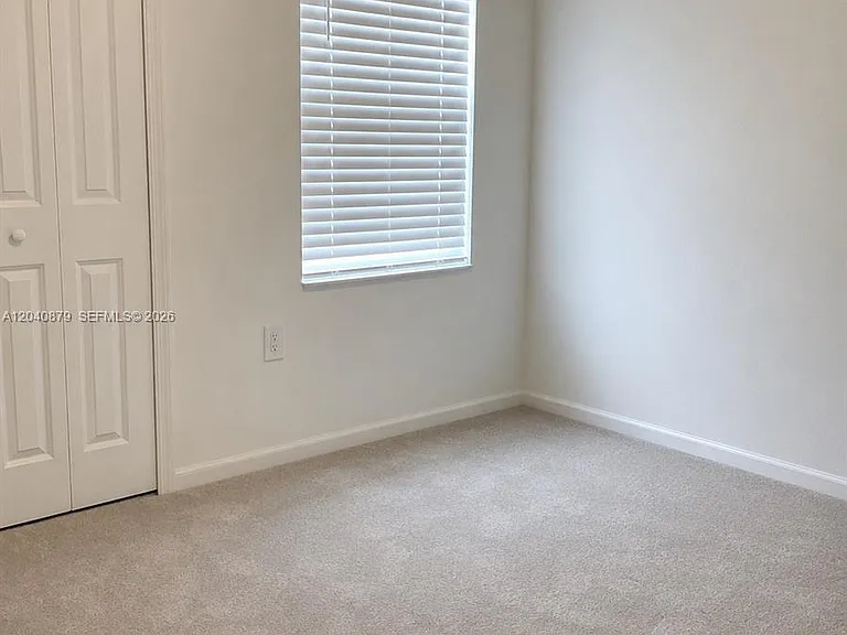 19619 Fairhill Ct — Photo 12