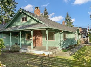 2304 N 117th St, Seattle, WA