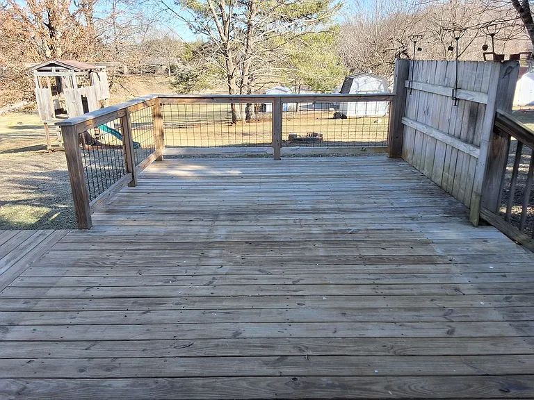 916 Chris Rd — Photo 18