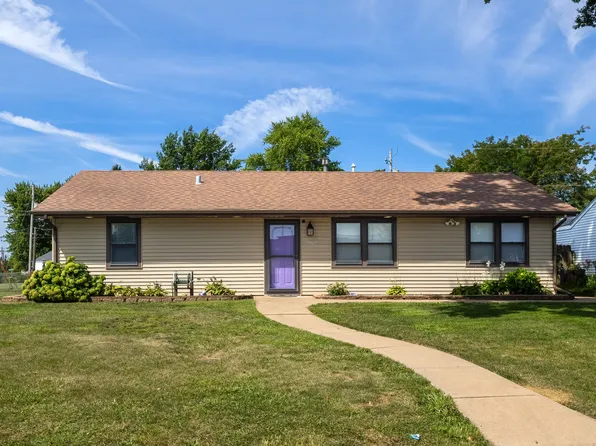 7202 Kelling St, Davenport, IA 52806