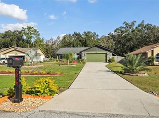 5016 Swallow Dr, Land O Lakes, FL 34639