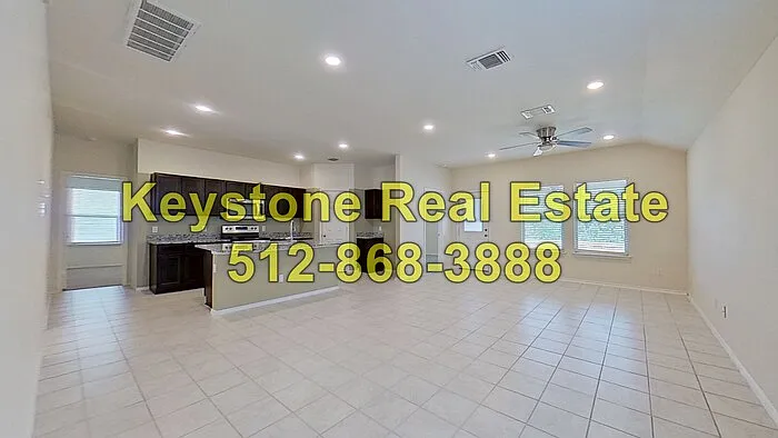 3 bed, 2.0 bath, 1500 sqft, $1,695 — Photo 3