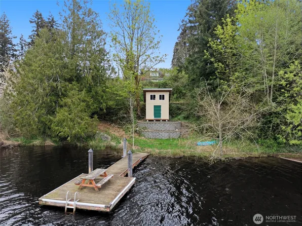 6401 Long Lake Road SE, Port Orchard, WA 98367