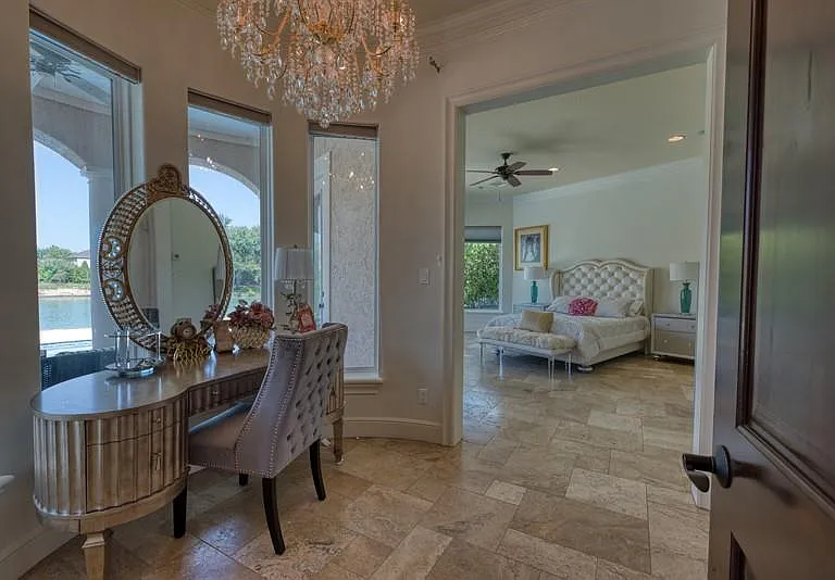 5623 Waters Landing Ln — Photo 20