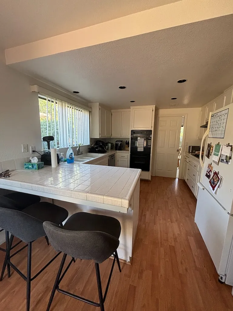 2 bed, 1670 sqft, $4,500 — Photo 4