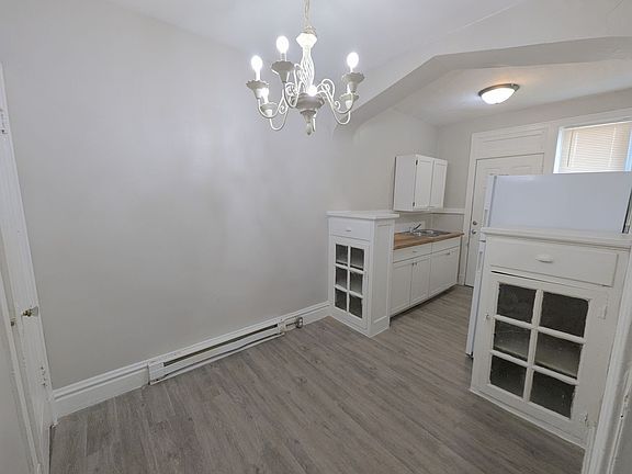 5th image of 3862-66 S Spring Ave #3862-1E