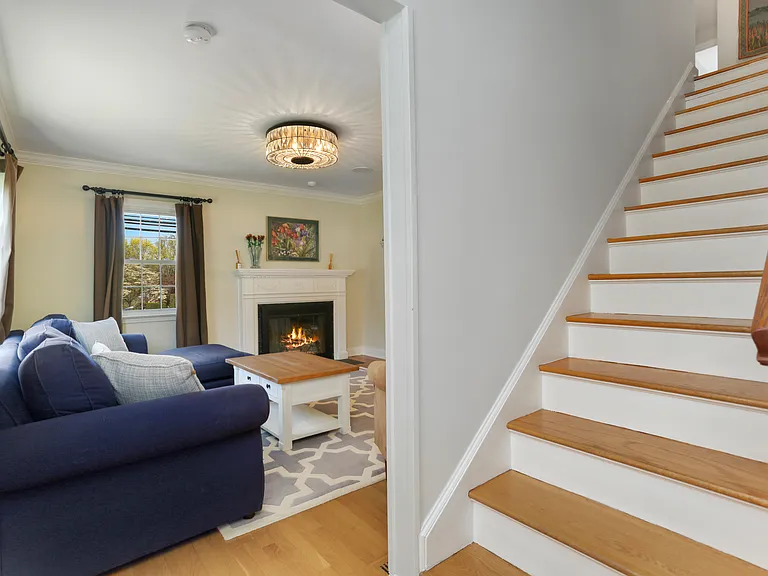 1 Ernel Dr — Photo 2