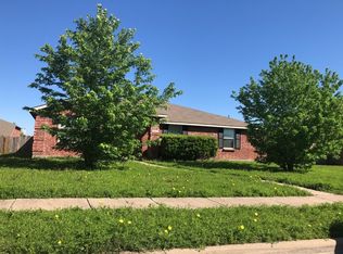 1025 Hollow Oak Rd, Lancaster, TX 75134