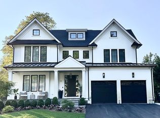 71 Lindbergh Ave, Needham, MA 02494