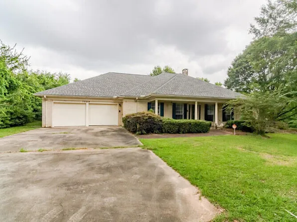 1508 Vermont Ave, McComb, MS 39648