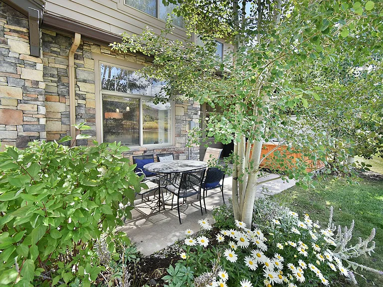 172 Robin Dr — Photo 13