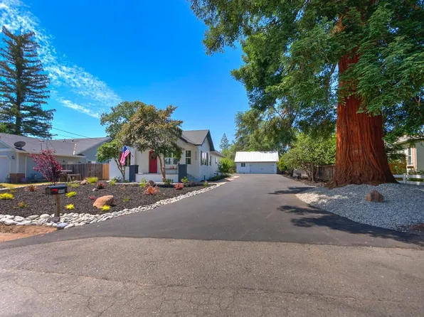 5950 Oak St, Loomis, CA 95650