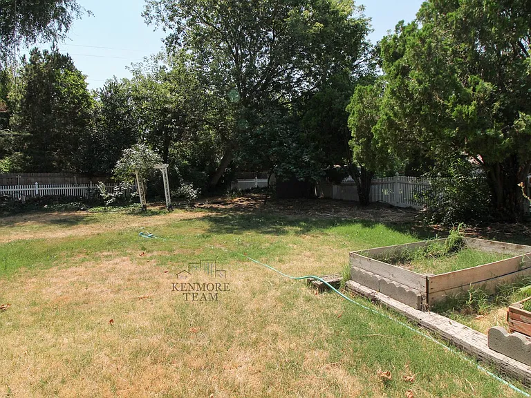 1308 Haupt Ave — Photo 21