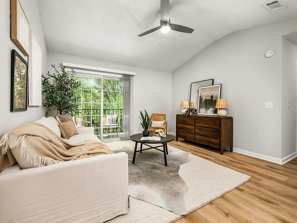Saddlebrook Apartments