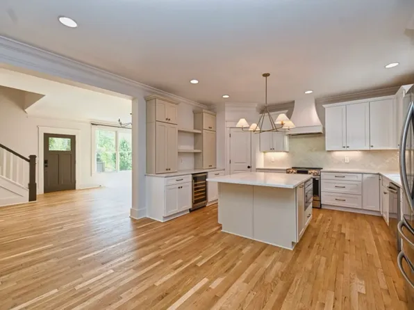 1543 Battlefield Dr #A, Nashville, TN 37215
