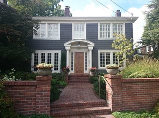 1623 22nd Ave E, Seattle, WA 98112