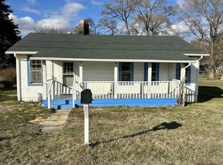 438 Store Hill Rd, Austinville, VA 24312