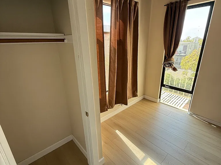 1700 Le Roy Ave #8 — Photo 3