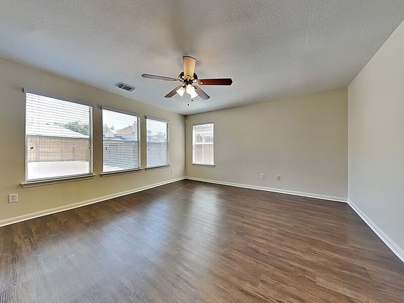 2nd image of 31726 Royal Woods Ct
