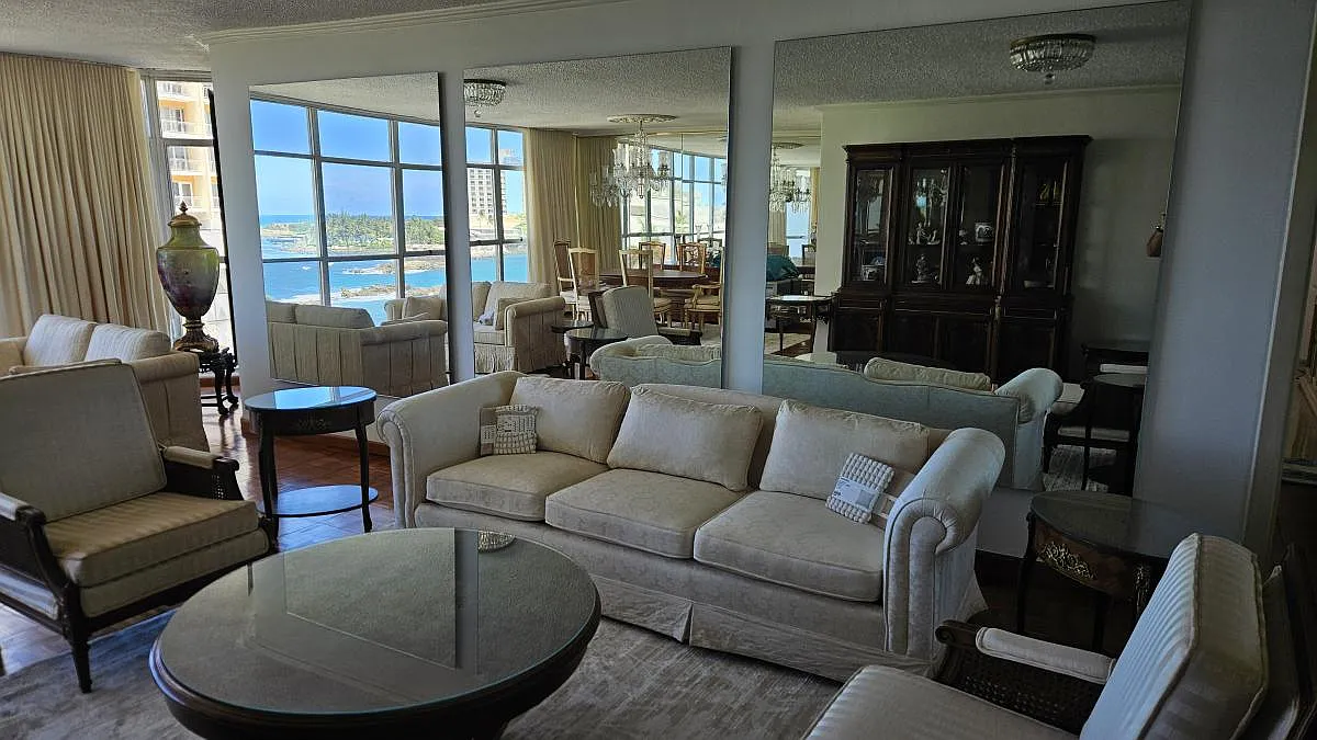 3 bed, 2100 sqft, $6,000 — Photo 2