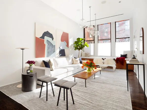 59 Bank Street image 1 of 12