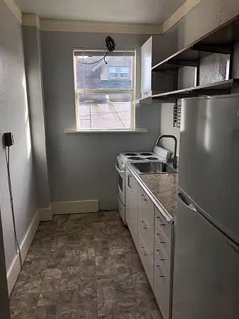 Studio, 250 sqft, $1,100 — Photo 2