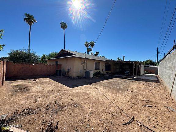 5th image of 2640 E VIRGINIA Avenue