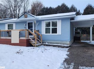 272 Jeff Smith Ct, Newmarket, ON L3Y 8C5
