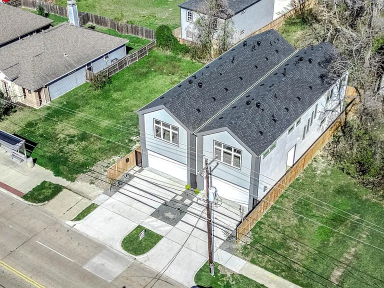 3411 McGowen St — Photo 3