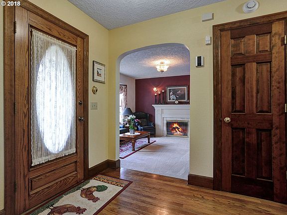 3rd image of 7305 NE 205th Ave
